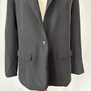 Vince Camuto Classic Solid Black Blazer thumbnail 6