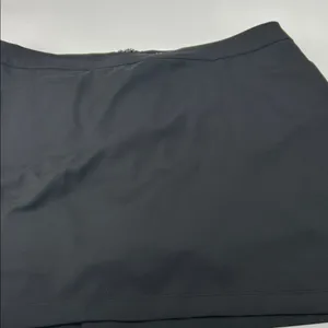Classic Black Women's Skirt Size L thumbnail 15