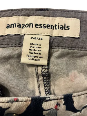 Amazon Essentials Floral Chino Shorts thumbnail 3