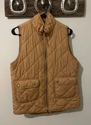Quinn Camel/Tan Quilted Vest Tan Size L thumbnail 1