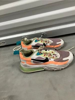 Nike Air Max 270 React SE Light Arctic Pink thumbnail 5