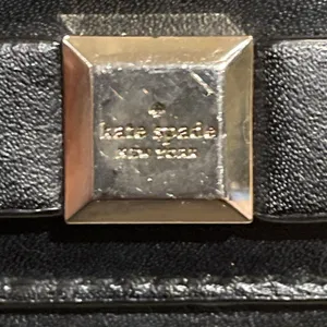 Kate Spade Darla Montford Park Black Leather Bow Key Ring Wallet thumbnail 2