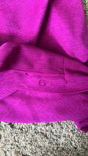 Lululemon Shirt Tech Swiftly Short Sleeve thumbnail 3