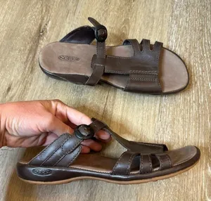 Keen Emerald City‎ II Slip-on Leather Sandals 7 thumbnail 1
