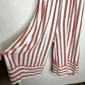 Urban Outfitters Raven striped Plunging Halter‎ Style cropped Jumpsuit sz S thumbnail 6