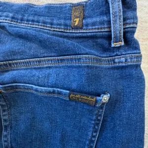 7 For All Mankind The Modern Straight‎ Jeans Women 31x25 Raw Hem Cropped (cut) thumbnail 5