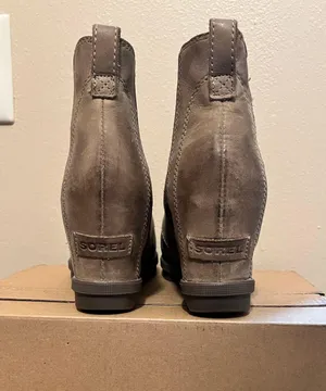 Booties thumbnail 4