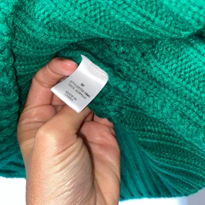 Green Sweatshirt Women’s Medium thumbnail 6