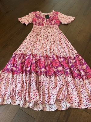 R. Vivimos Pink Floral Patchwork Tiered Casual MIDI Dress Small NWT - C26-031 thumbnail 6