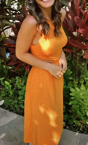 Dress thumbnail 1