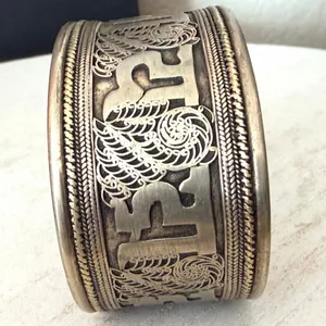 Vintage Tibetan Buddhist Om Mani Padme Hum Mantra Cuff Bracelet thumbnail 10