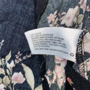5/$30 🎈 Xhilaration large floral‎ long sleeved dress thumbnail 9