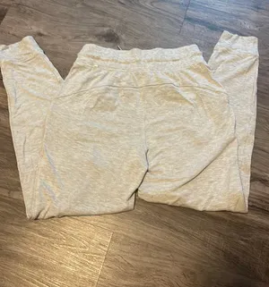 Lululemon Gray Full-Length Joggers size 4 thumbnail 3
