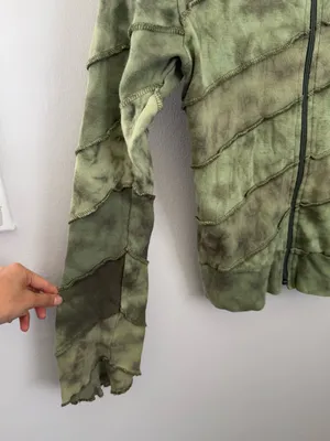 90s Y2K Grunge Full Zip Hoodie Green Forest Goblin Small/Medium Streetwear thumbnail 2