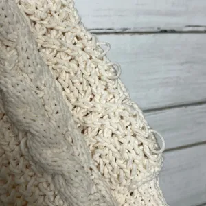 POL Chunky Knit Crew Neck Pullover Sweater Cream Size Small thumbnail 7