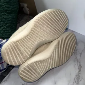 Allbirds Wool Runner-Up Mizzle Women‎ 8 Cream Fluffy Merino Mid Top Sneakers thumbnail 5