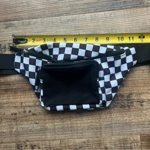 Spencer's Black & White Checkered Fanny Pack Adjustable Strap EUC thumbnail 3