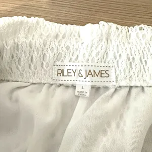 Riley & James Women's White Lace Shorts thumbnail 4