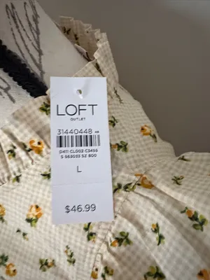LOFT - Large Cream Sleeveless Floral Ruffle Neck Blouse thumbnail 2