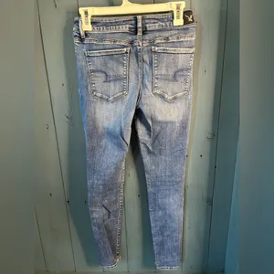 American Eagle Outfitters Light Blue Skinny Jeans | Size 4 thumbnail 2