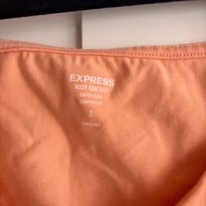 Express Body Contour Tank thumbnail 2