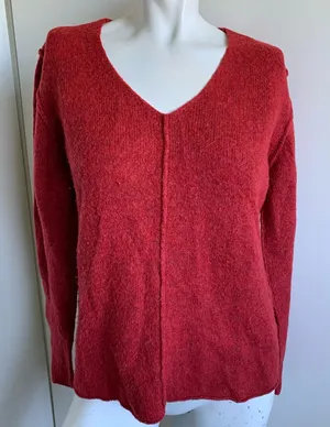 Eileen Fisher wool blend red v-neck long sleeve sweater size Medium thumbnail 1