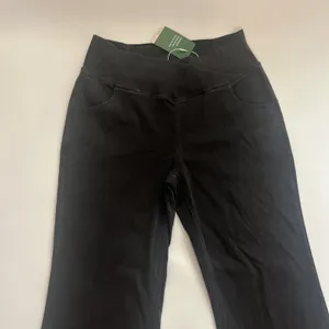 NWT Large Halara Black Wash Criss Cross Waist Flare Stretch Jeans thumbnail 2