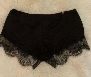 MIDNIGHT BAKERY Rose Noir Lace Trim Pajamas thumbnail 2