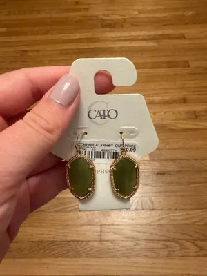 Cato Olive Earrings thumbnail 2