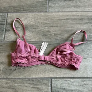 Victoria’s secret lace bralette with underwire thumbnail 2