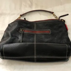 Black leather shoulder hand bag purse chain link strap. Measurements in pics thumbnail 2