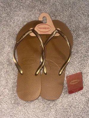 Havaianas Women’s Flip Flops - Brown with Metallic Gold Straps thumbnail 1