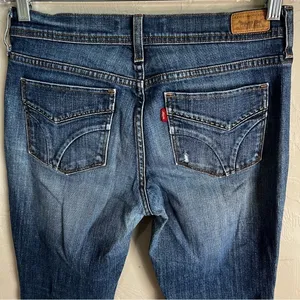 Levi’s 505s Distressed straight‎ Leg Short Denim Jeans thumbnail 5