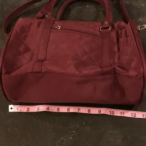 Quilted Burgundy Women’s Carryall Shoulder Bag thumbnail 7