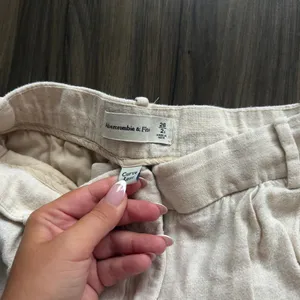 Abercrombie Linen Pants thumbnail 2