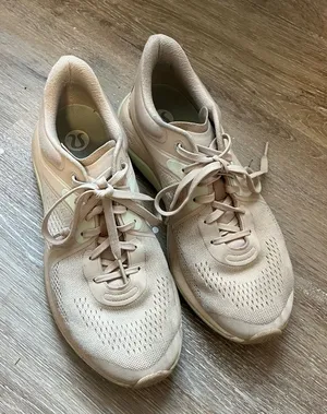 Lululemon Sneakers Pink thumbnail 1