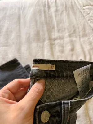 Levi’s Wedgie Jeans thumbnail 2