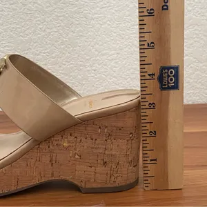 SAM EDELMAN Yardlie Almond Tan Patent Cork Wedge Platform Sandals Size 6 thumbnail 5
