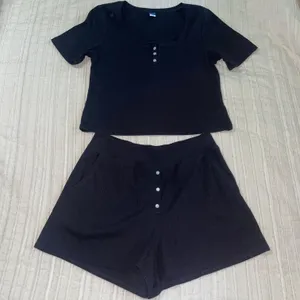 Old Navy ribbed Henley pajama lounge set thumbnail 1