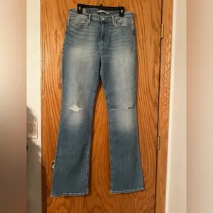 Hudson Barbara High Waist Bootcut - NWT - Size 33 thumbnail 2