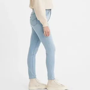 ✨Levi’s 721 High Rise Skinny Women's Sz 27 Jeans✨ thumbnail 3