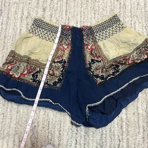 Patterned free people shorts thumbnail 4