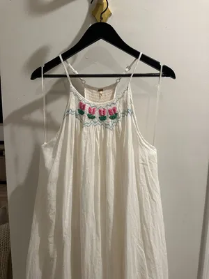 FREE PEOPLE Tip Toeing Tulip Midi Dress in Whisper White Size Small thumbnail 5