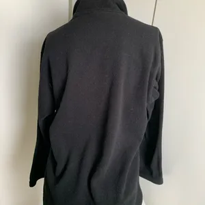 Capilene women’s black size Medium long sleeve 1/4 zip fleece top thumbnail 5