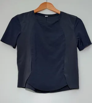 Lululemon Lightweight Stretch Running T-Shirt thumbnail 1