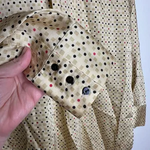 Zara Basics polyester geometric gold button‎ up blouse Sz M thumbnail 4