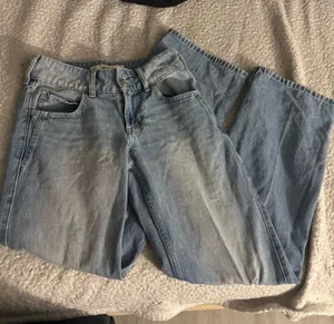 Hollister Jeans Low-Rise Baggy thumbnail 1