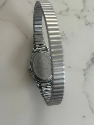 Timex Quartz Cavatina T21902 Silver Tone Stretch Band Oval Watch New battery thumbnail 2
