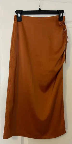 Ruched Satin Midi Skirt Orange Size XS thumbnail 1