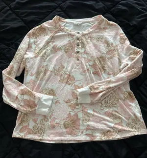 {CANDACE CAMERON BURE} Pink & Cream Vintage Floral Henley Long Sleeve Button Top thumbnail 1